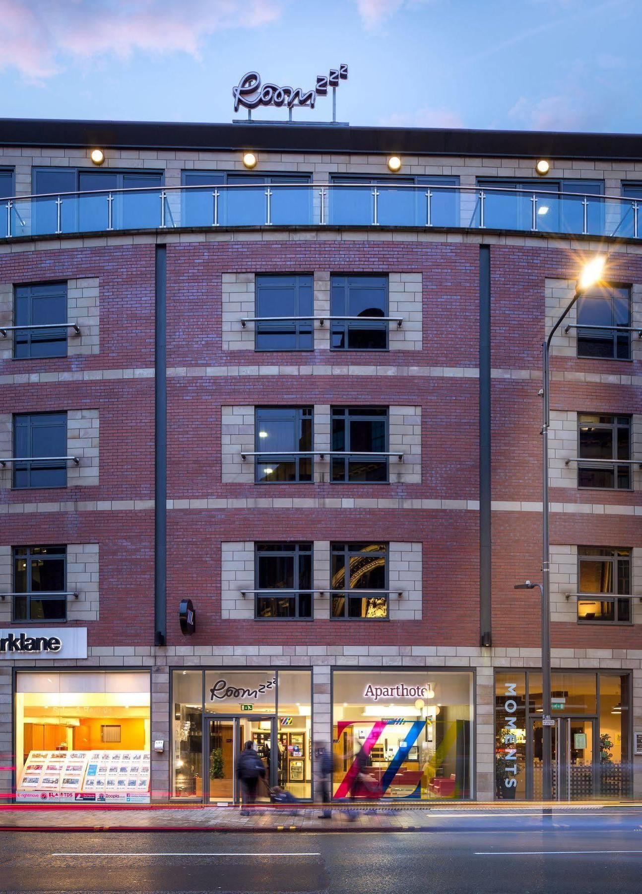 Roomzzz Leeds City Экстерьер фото